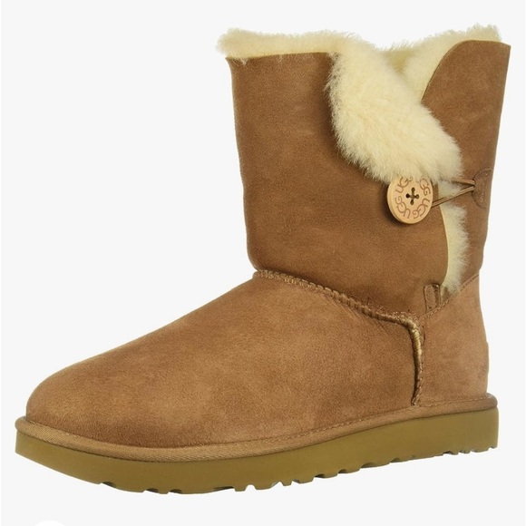 Ugg Bailey Button ll Size 8 NEW - Picture 1 of 16